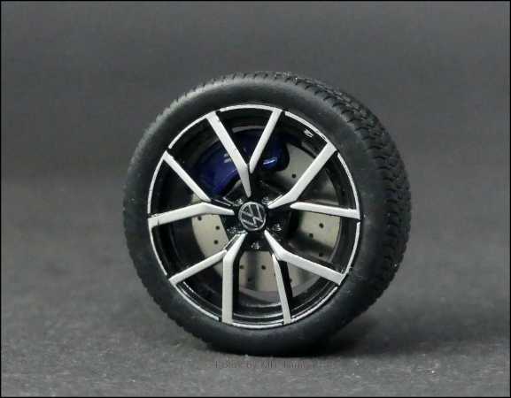 1:18 VW Golf 8 MK8 R-line Wheel Set